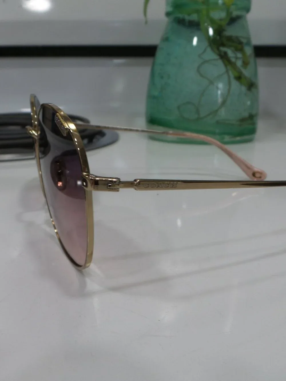 Coach HC7134 Shiny Light Gold Pink Gradient Sunglasses